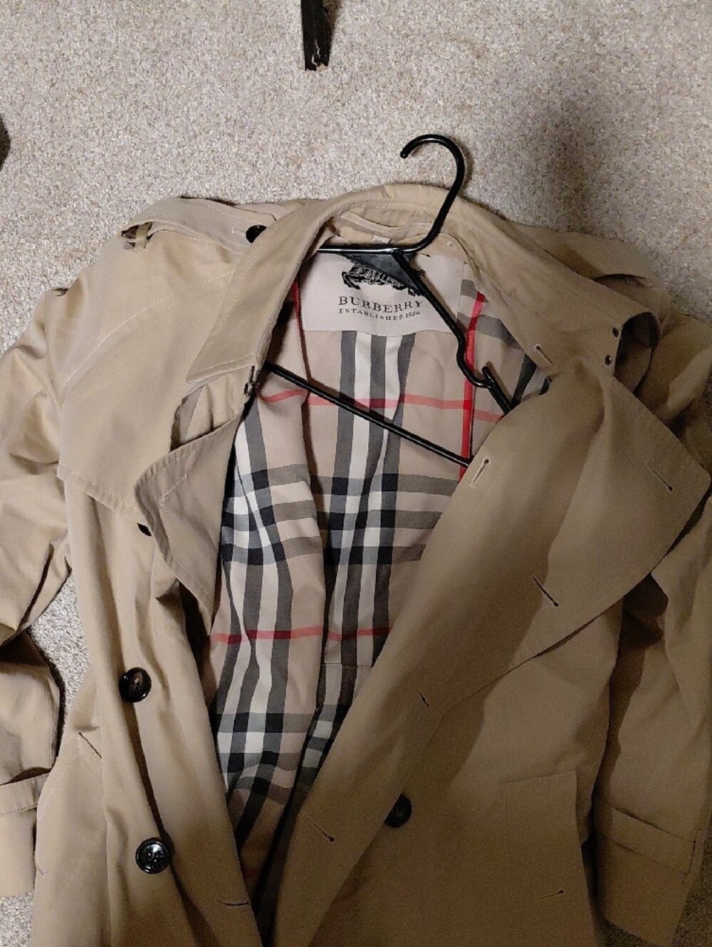 Burberry Beige Trench Coat with Signature Check Lining Size 50 - Picture 2 of 5